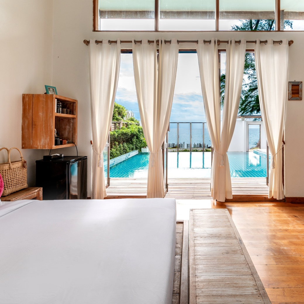 Pool Suite Beach Front Villa | พูล สวีท บีชฟร้อนท์ วิลล่า