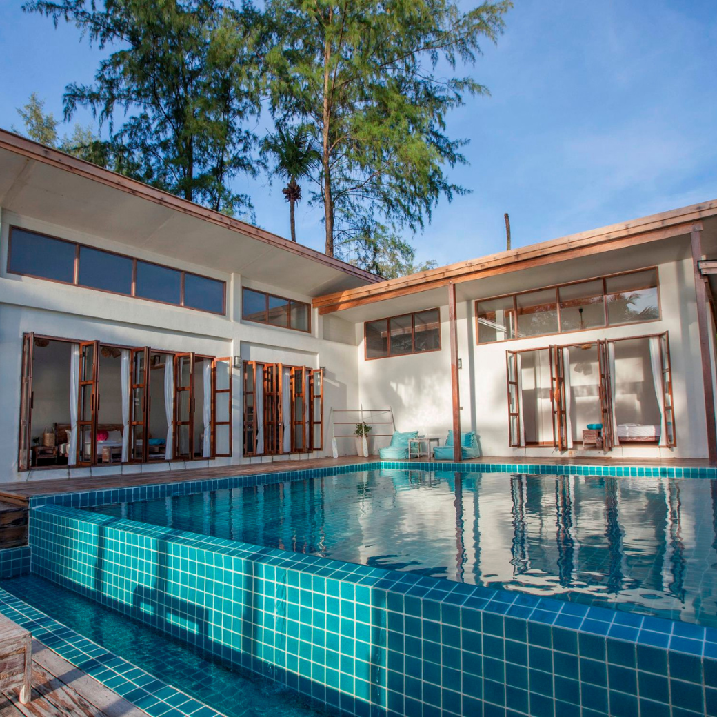 Pool Suite Beach Front Villa | พูล สวีท บีชฟร้อนท์ วิลล่า