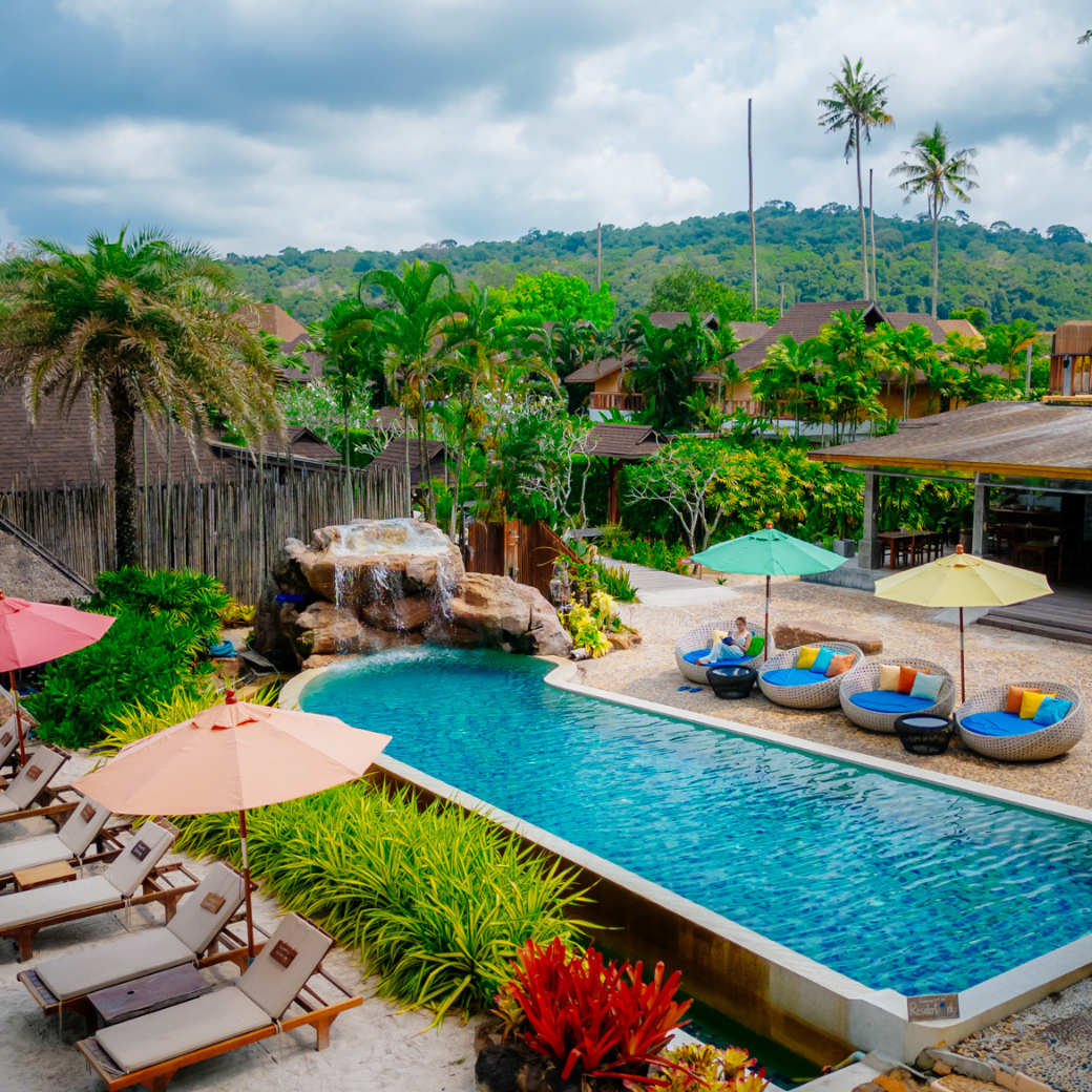 Pool Villa (พูล วิลล่า)  : "BUY 1, GET 1 night FREE!"