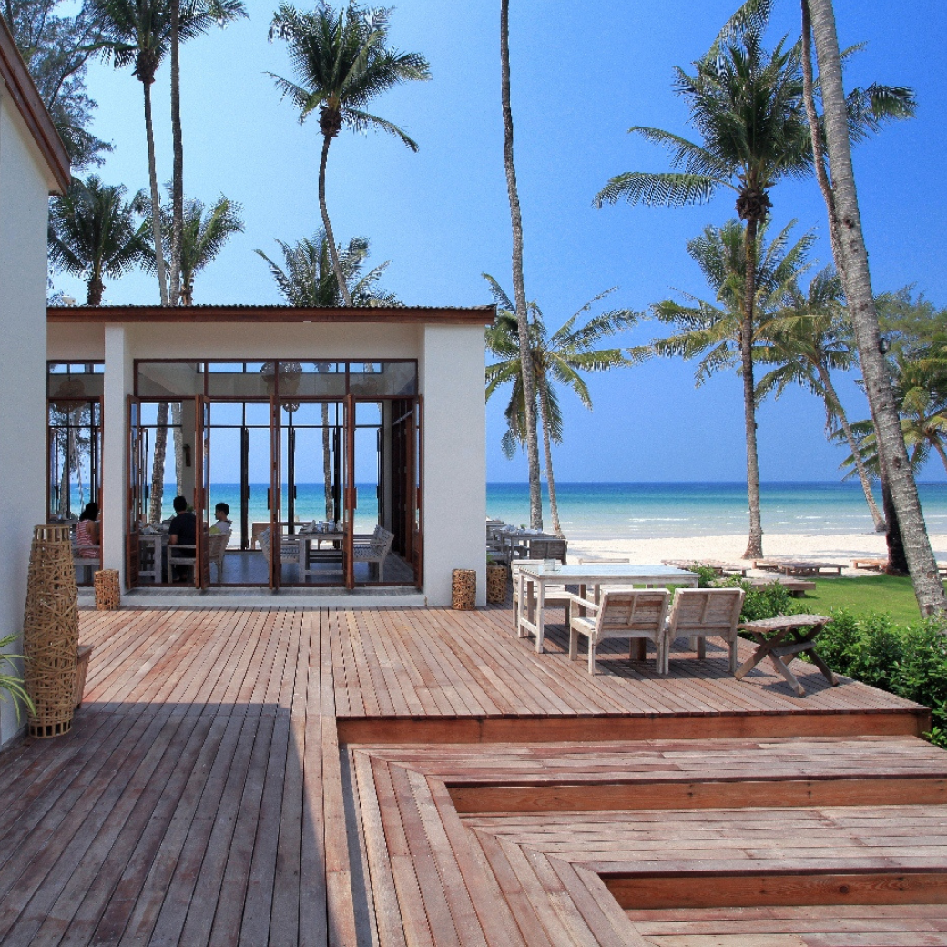 Pool Access Villa l พูล แอคเซส วิลล่า (วิวทะเล) : HALF-Board