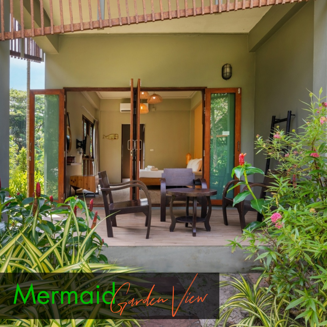 Deluxe Room : Mermaid l Coral (ห้องดีลักซ์ วิวสวน)