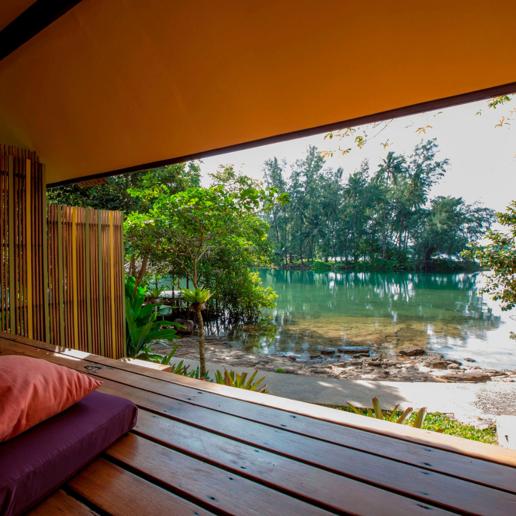 Deluxe Villa l ดีลักซ์ วิลล่า (วิวคลอง) : HALF-Board