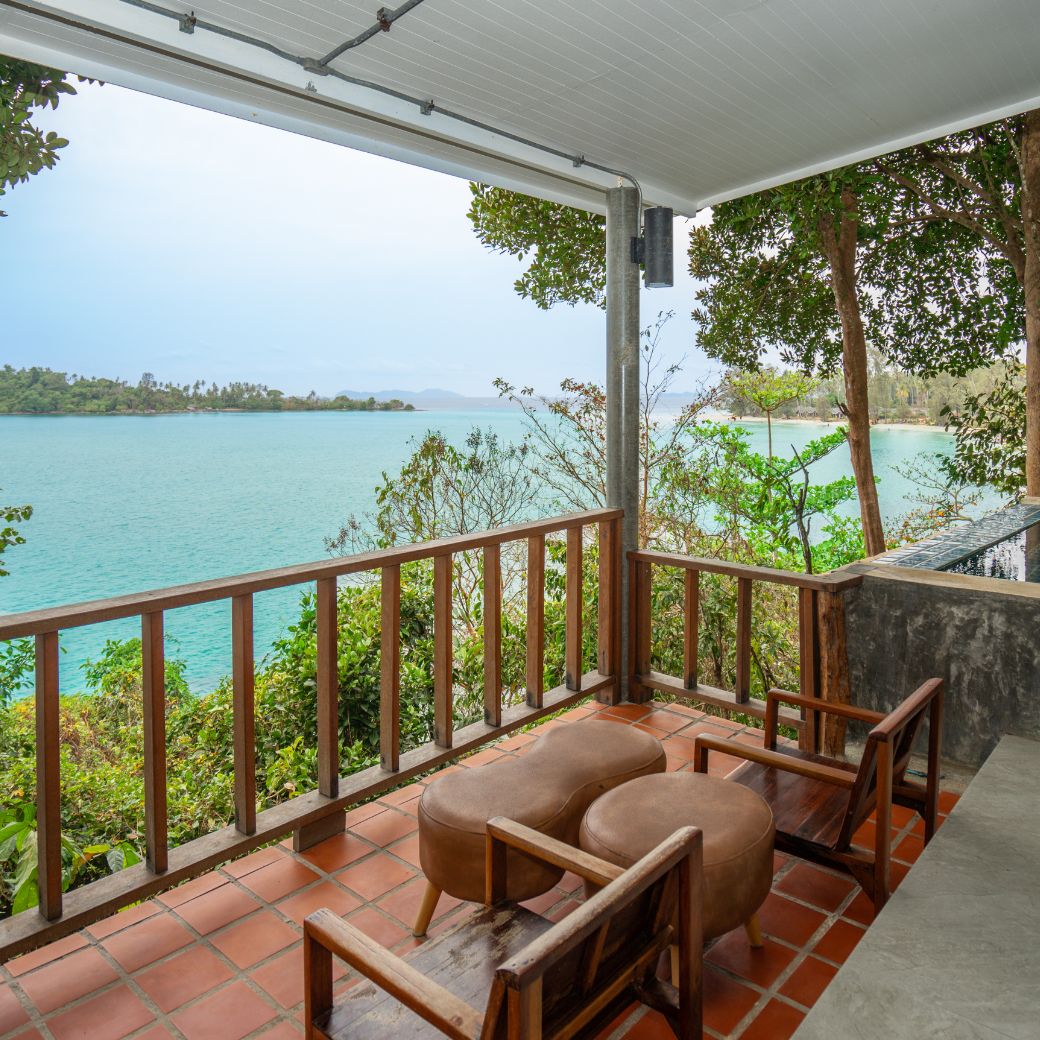 Mini Pool Villa l มินิพูล วิลล่า (วิวทะเล) : HALF-Board