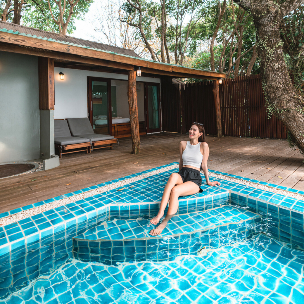 Mini Pool Villa l มินิพูล วิลล่า (วิวทะเล) : HALF-Board